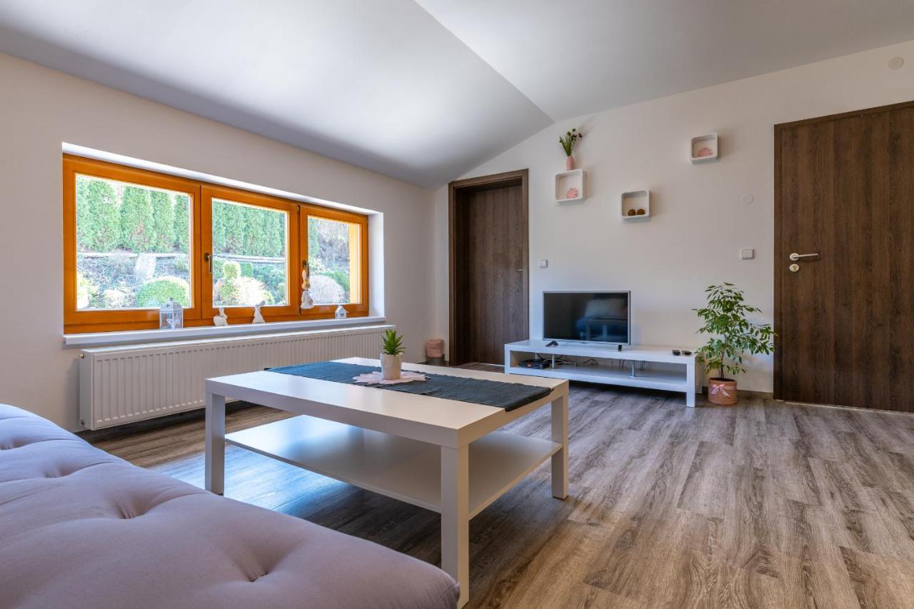 איחלהבה Apartman U Krizku מראה חיצוני תמונה